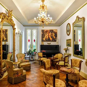 Arpinelli Relais Pensión Roma